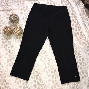 Nike cropped workout pants